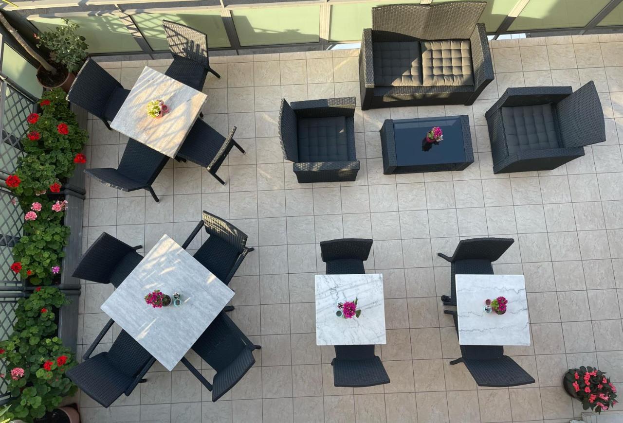 Hotel Liana Rimini Exteriér fotografie